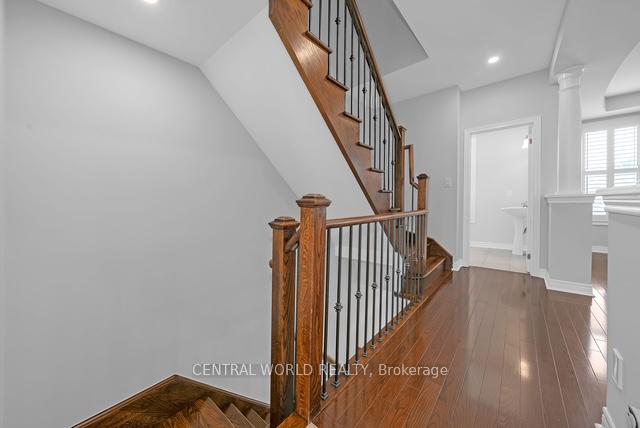 Photo 13 of 2928 Elgin Mills Road E, Markham, Victoria Square — HOMEH