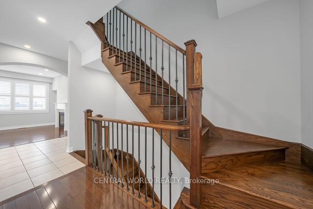 Photo 21 of 2928 Elgin Mills Road E, Markham, Victoria Square — HOMEH