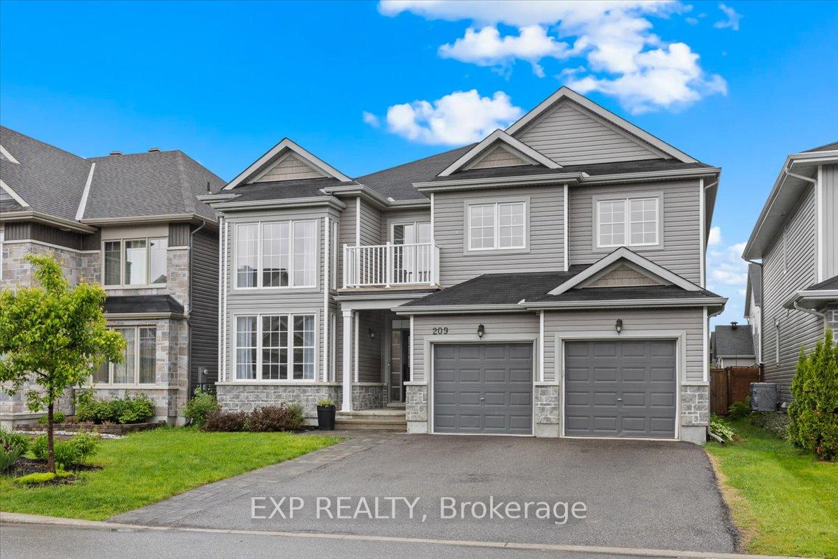 Photo 2 of 209 Rover Street, Ottawa, Kanata - Emerald Meadows/Trailwest — HOMEH