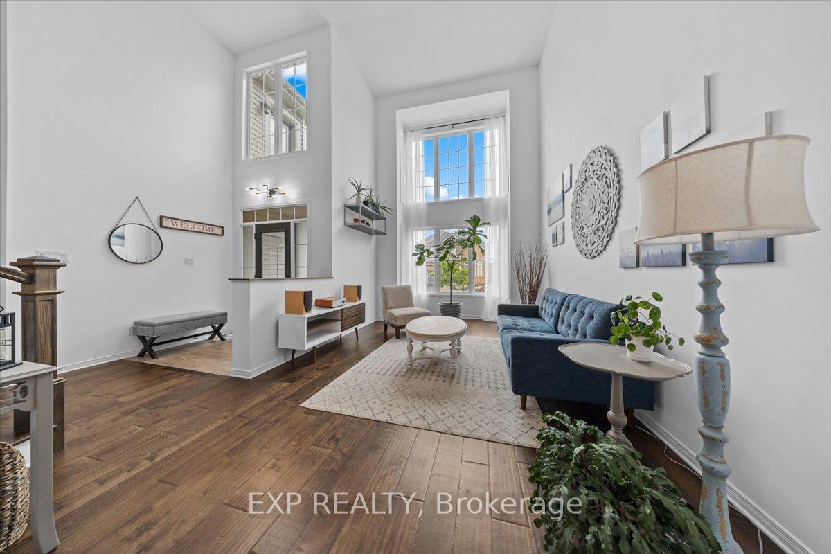 Photo 5 of 209 Rover Street, Ottawa, Kanata - Emerald Meadows/Trailwest — HOMEH