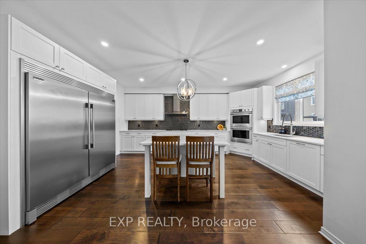 Photo 10 of 209 Rover Street, Ottawa, Kanata - Emerald Meadows/Trailwest — HOMEH