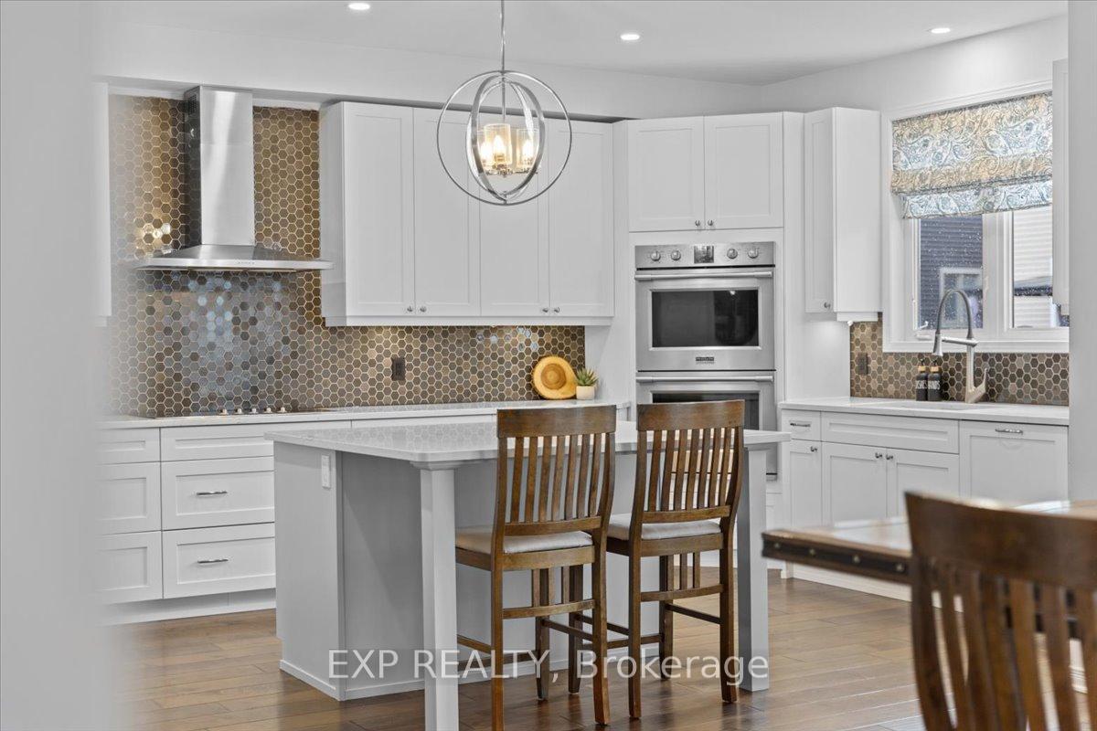 Photo 15 of 209 Rover Street, Ottawa, Kanata - Emerald Meadows/Trailwest — HOMEH