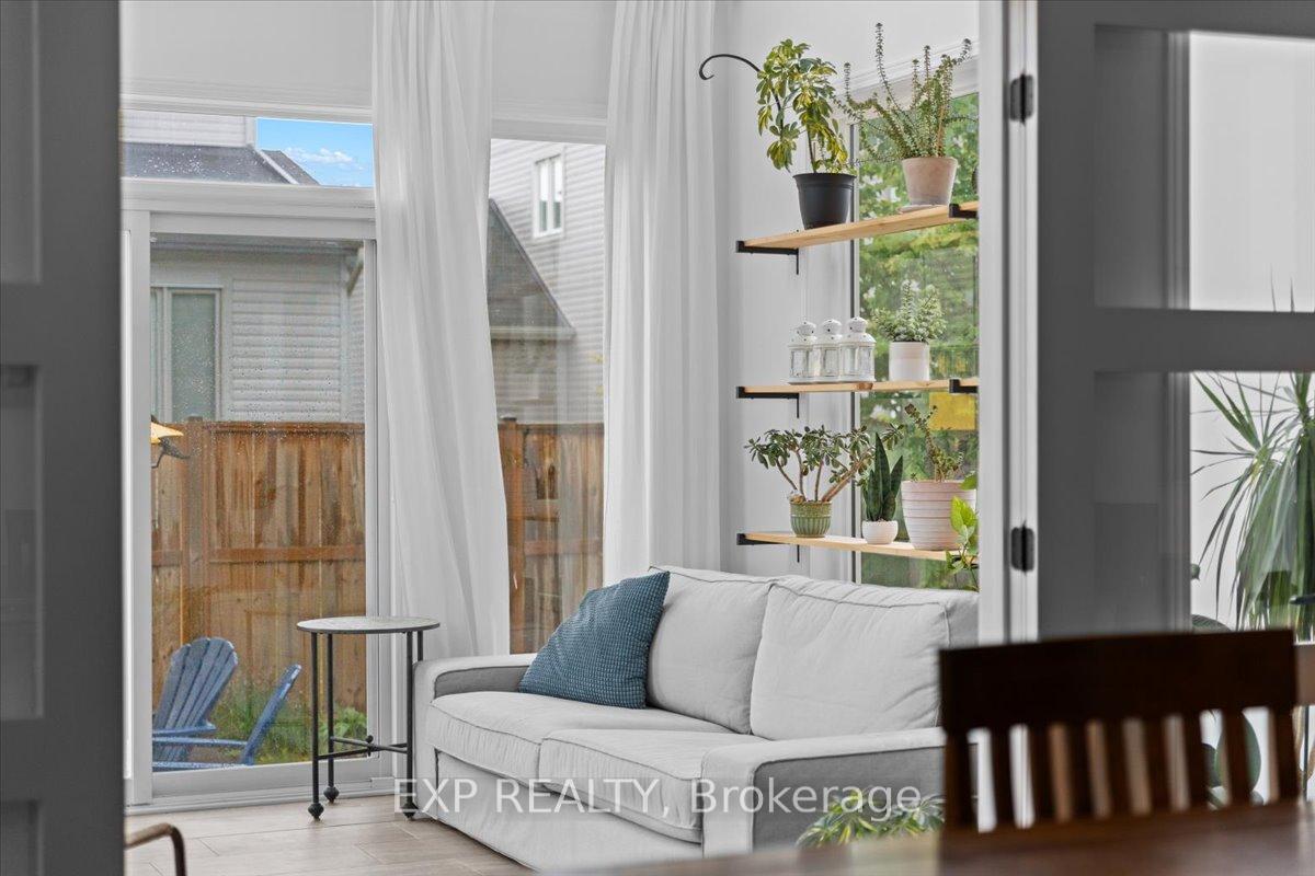 Photo 23 of 209 Rover Street, Ottawa, Kanata - Emerald Meadows/Trailwest — HOMEH