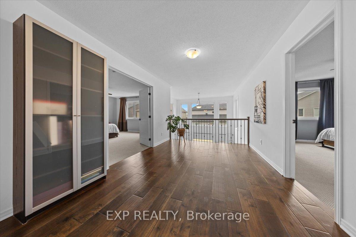 Photo 25 of 209 Rover Street, Ottawa, Kanata - Emerald Meadows/Trailwest — HOMEH