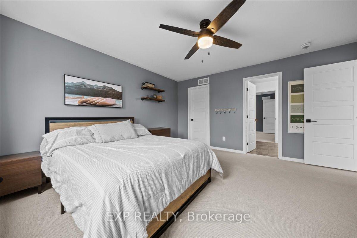 Photo 32 of 209 Rover Street, Ottawa, Kanata - Emerald Meadows/Trailwest — HOMEH