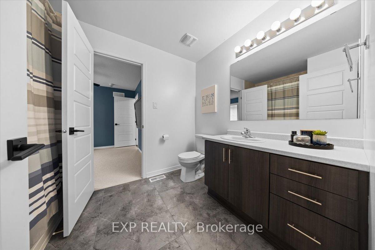 Photo 33 of 209 Rover Street, Ottawa, Kanata - Emerald Meadows/Trailwest — HOMEH