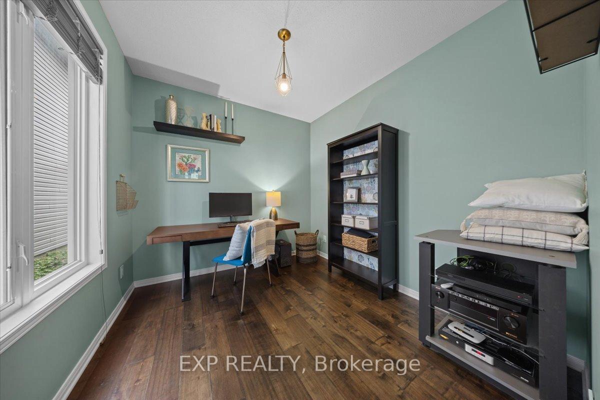Photo 39 of 209 Rover Street, Ottawa, Kanata - Emerald Meadows/Trailwest — HOMEH