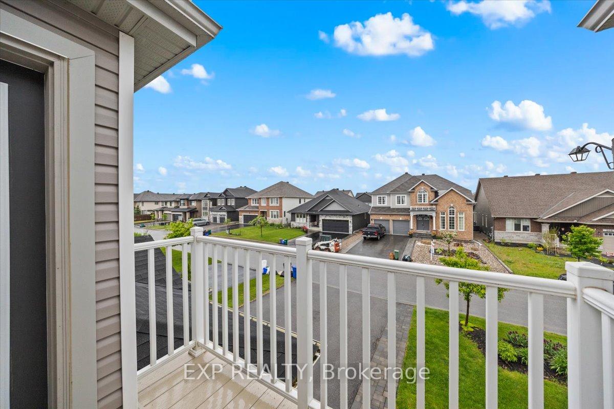 Photo 41 of 209 Rover Street, Ottawa, Kanata - Emerald Meadows/Trailwest — HOMEH