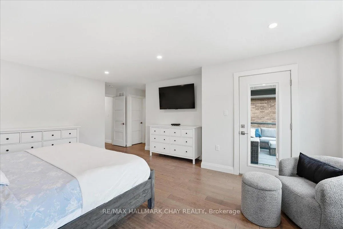 Photo 28 of 26 Lowry Court, Barrie, Edgehill Drive — HOMEH