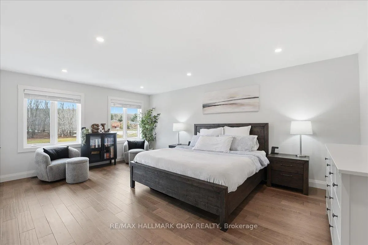 Photo 29 of 26 Lowry Court, Barrie, Edgehill Drive — HOMEH