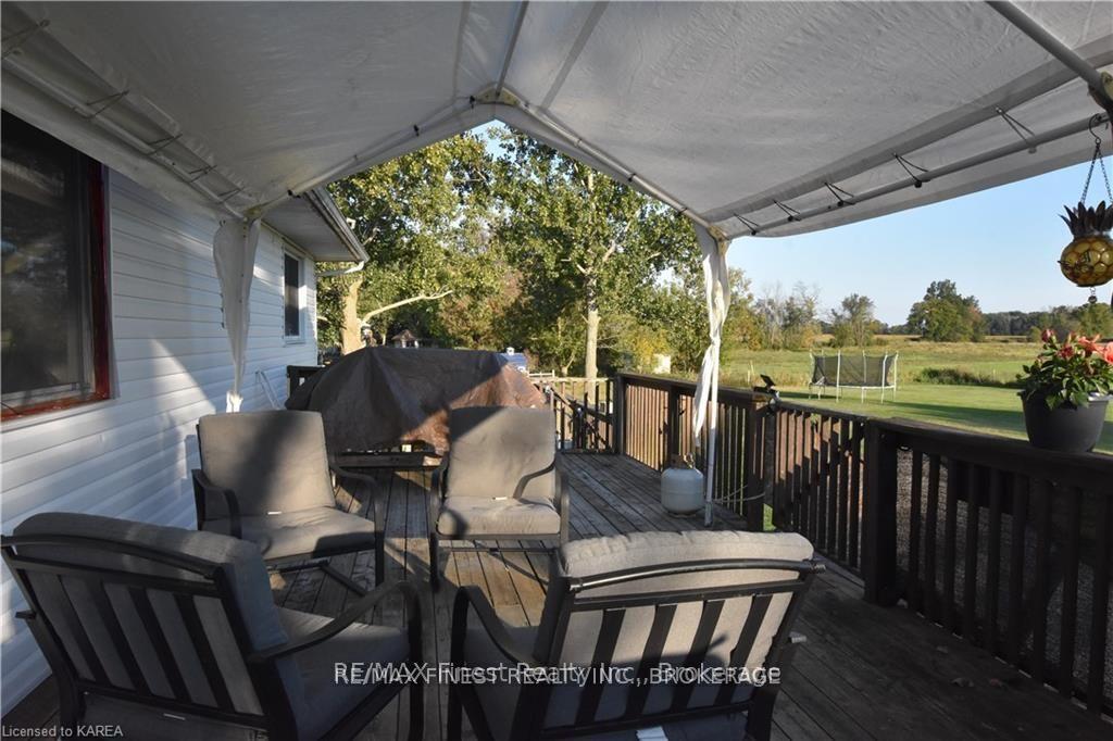 Photo 21 of 7072 County Road 2, Loyalist, Lennox and Addington - South — HOMEH