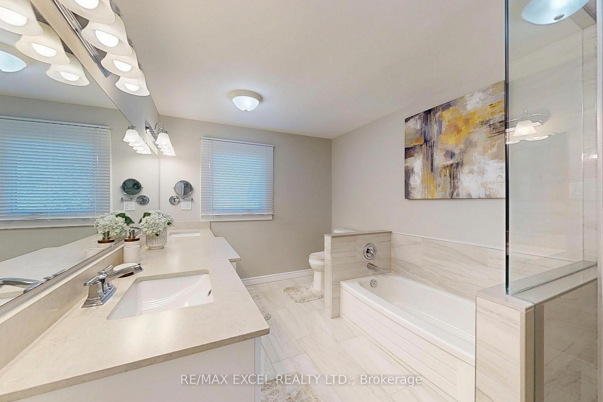 Photo 24 of 24 Lehman Crescent, Markham, Markham Village — HOMEH