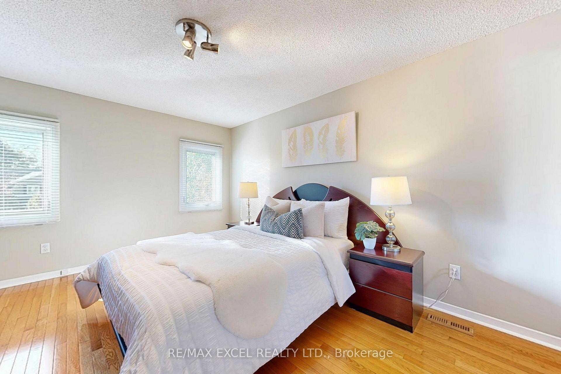 Photo 27 of 24 Lehman Crescent, Markham, Markham Village — HOMEH