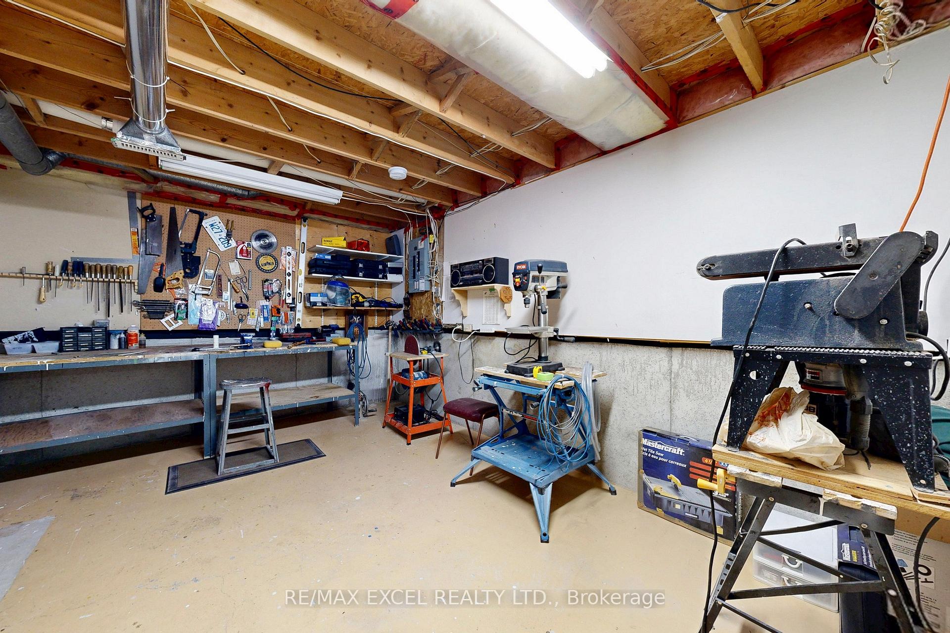 Photo 35 of 24 Lehman Crescent, Markham, Markham Village — HOMEH
