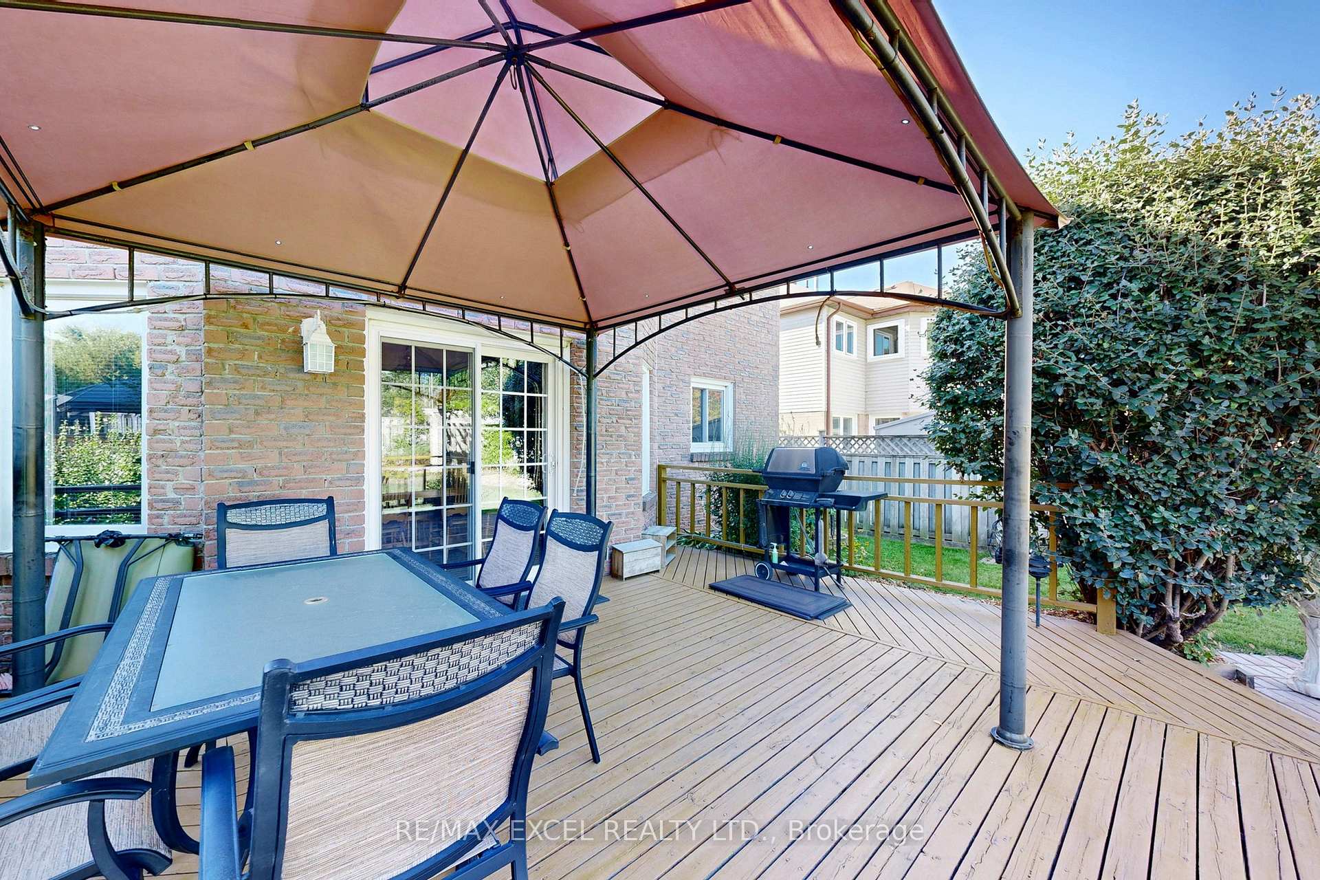 Photo 37 of 24 Lehman Crescent, Markham, Markham Village — HOMEH