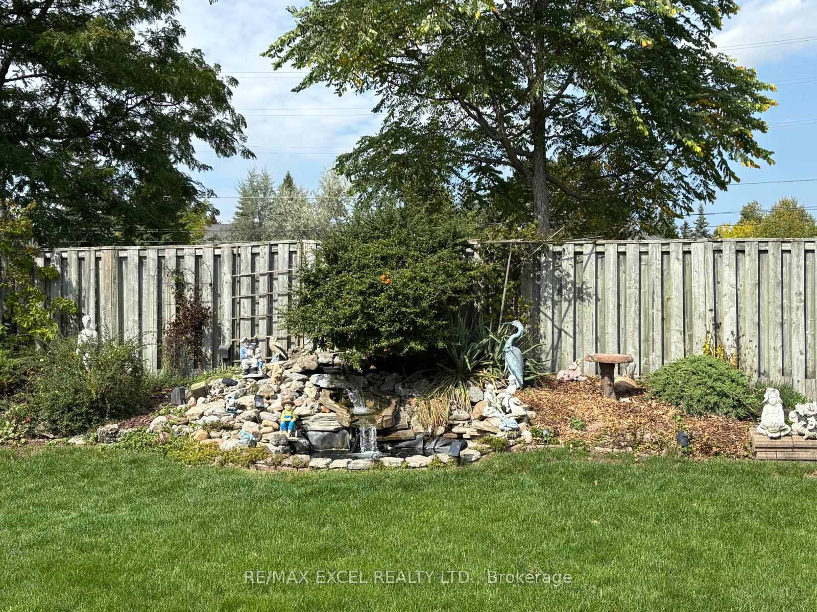 Photo 47 of 24 Lehman Crescent, Markham, Markham Village — HOMEH
