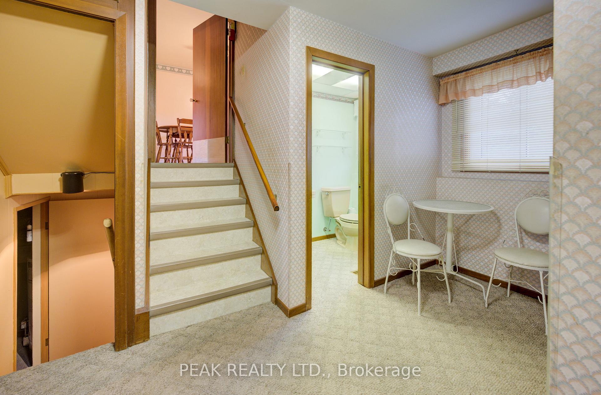 Photo 22 of 275 Forest Hill Drive, Kitchener — HOMEH