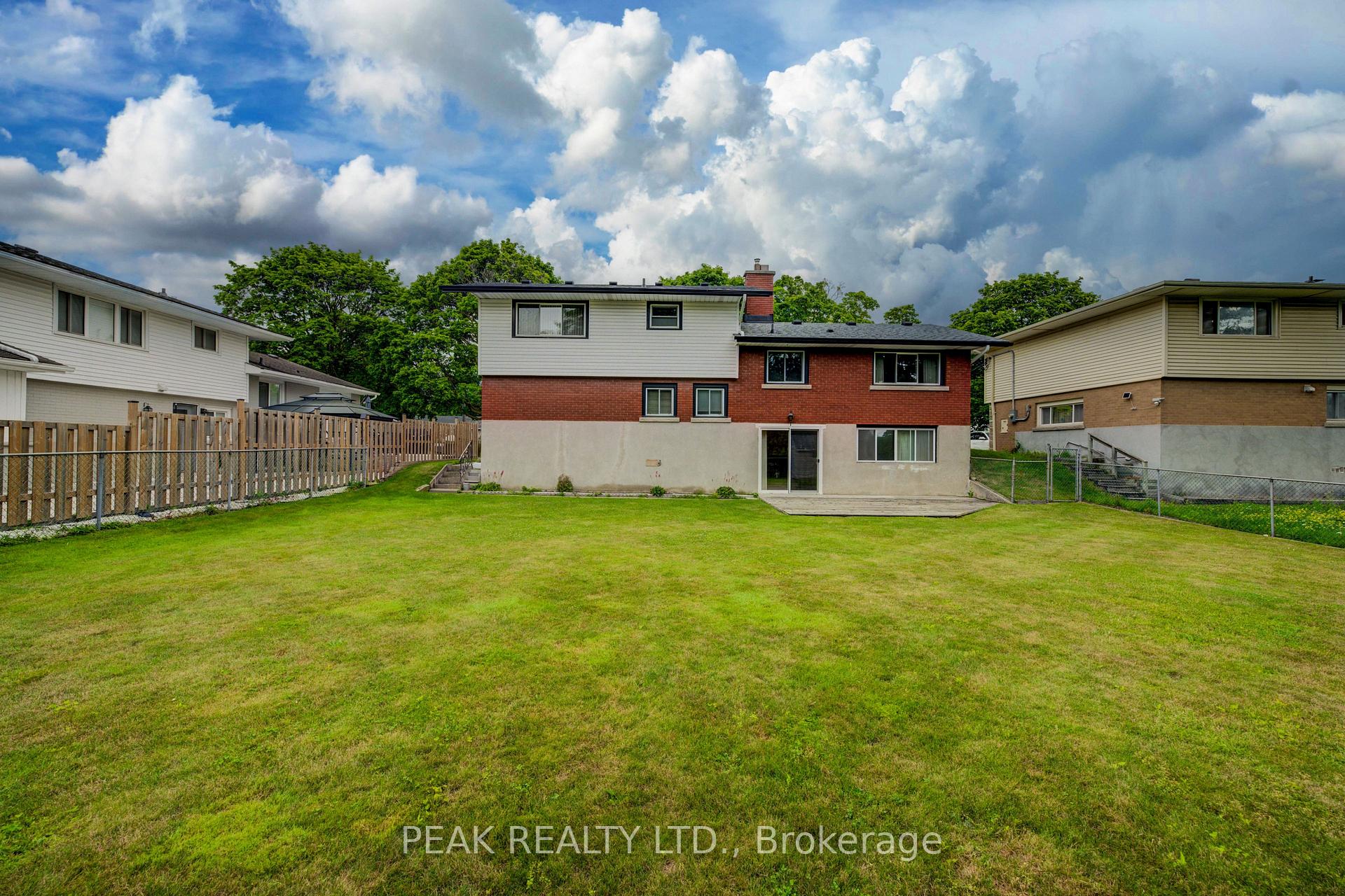 Photo 29 of 275 Forest Hill Drive, Kitchener — HOMEH