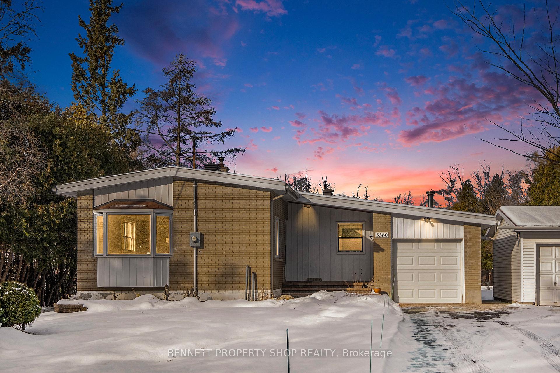 Photo 1 of 3360 Barnsdale Road, Ottawa, Manotick Village & Manotick Estates — HOMEH