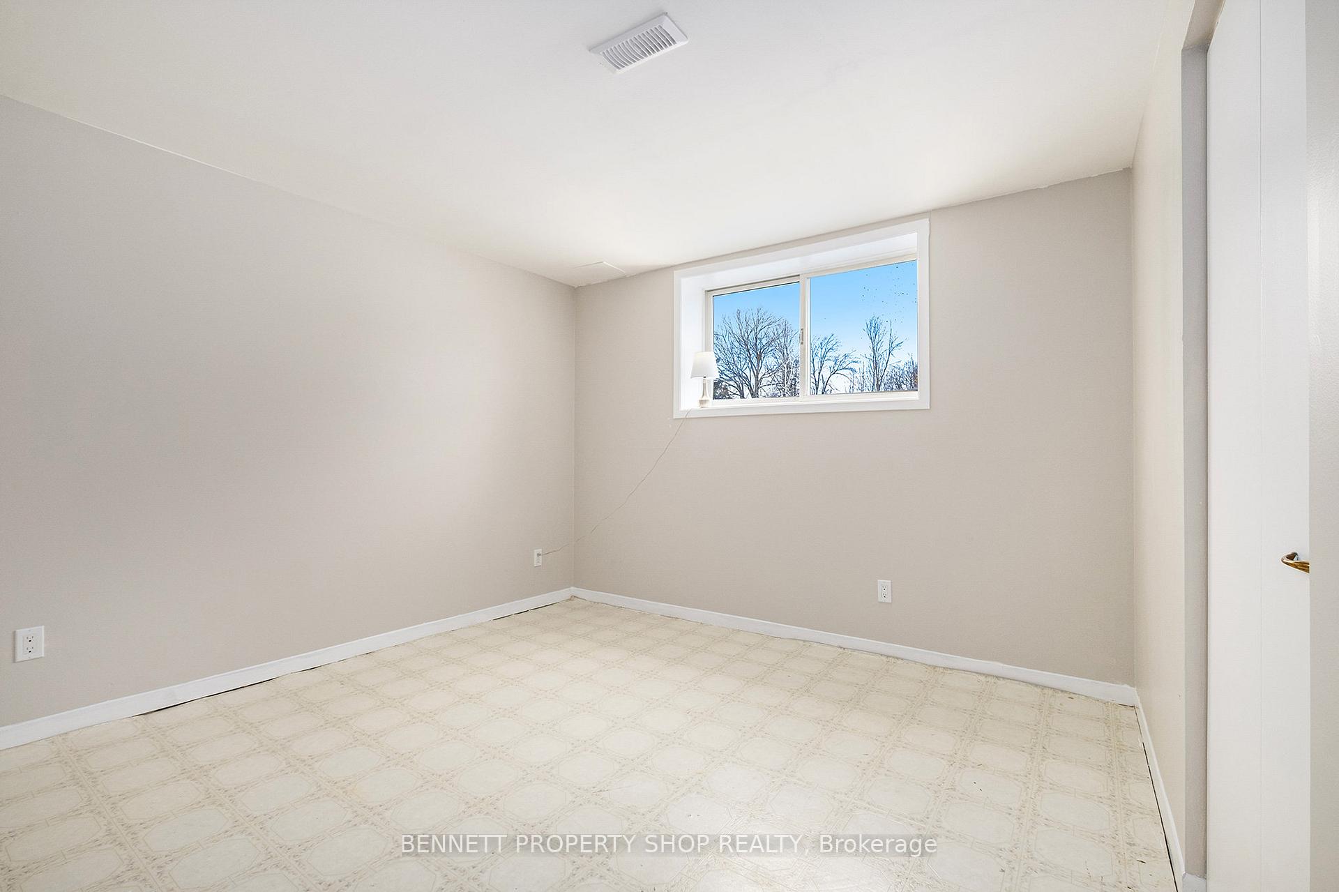 Photo 18 of 3360 Barnsdale Road, Ottawa, Manotick Village & Manotick Estates — HOMEH