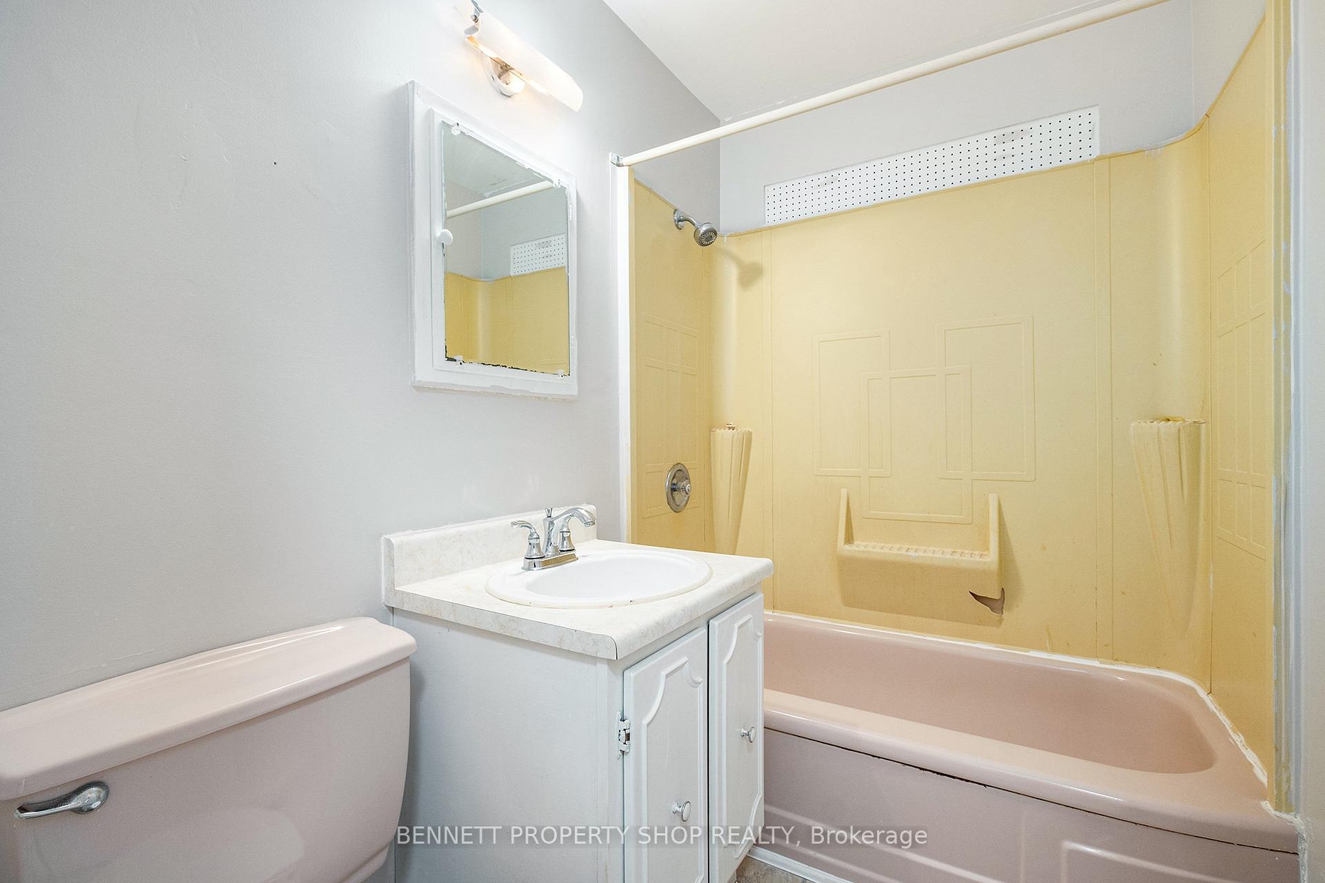 Photo 20 of 3360 Barnsdale Road, Ottawa, Manotick Village & Manotick Estates — HOMEH