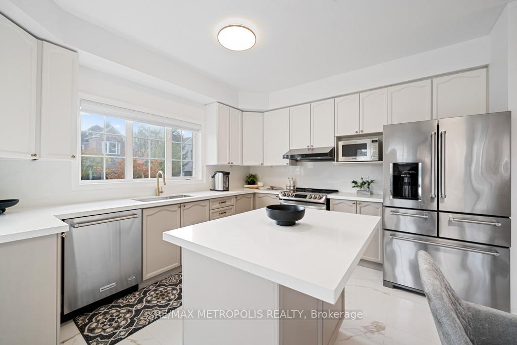 Photo 16 of 1 Teversham Court, Markham, Rouge Fairways — HOMEH