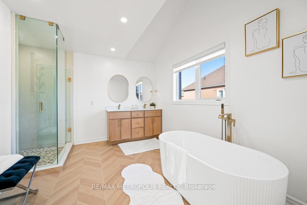 Photo 25 of 1 Teversham Court, Markham, Rouge Fairways — HOMEH