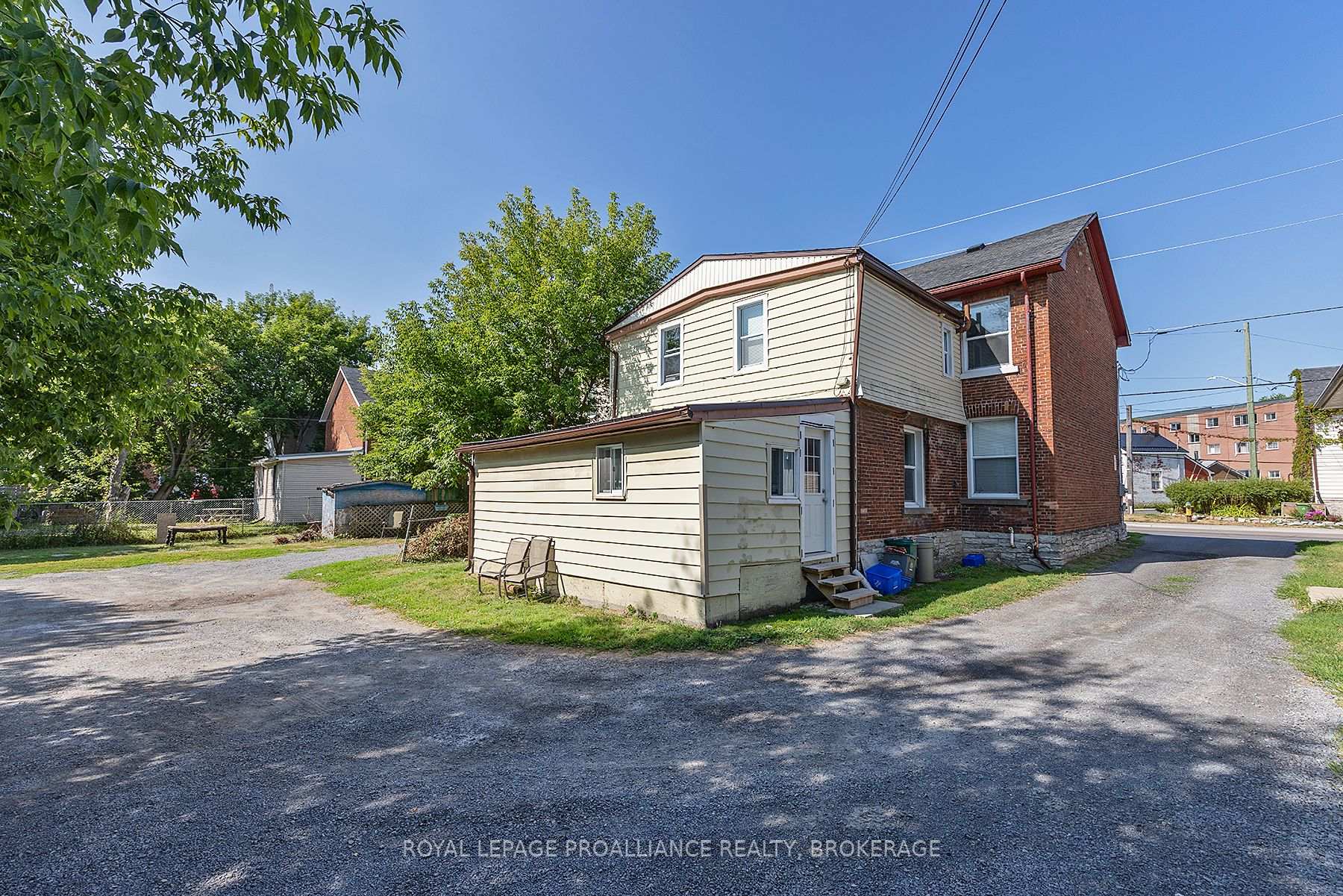 Photo 8 of 249 Division Street, Kingston, East of Sir John A. Blvd — HOMEH