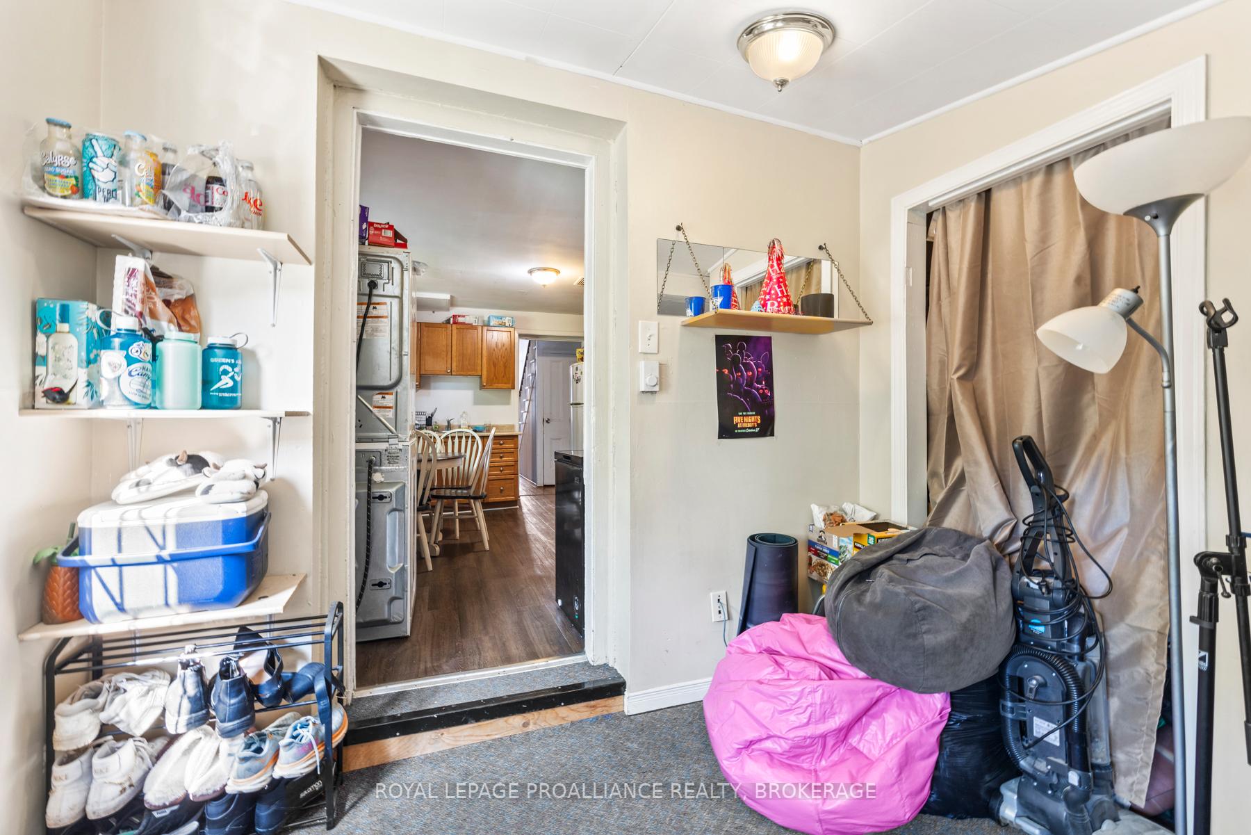 Photo 19 of 249 Division Street, Kingston, East of Sir John A. Blvd — HOMEH