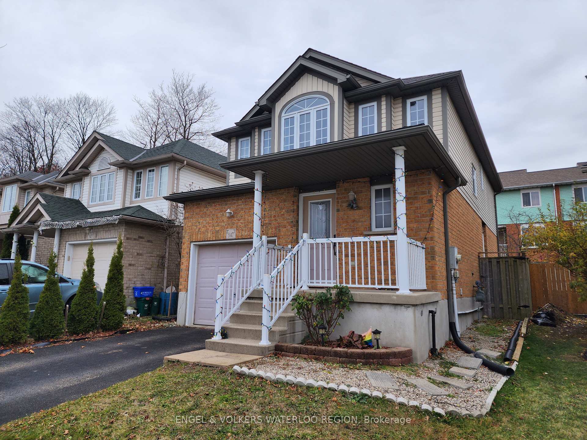 Photo 2 of 347 Oprington Place, Kitchener — HOMEH