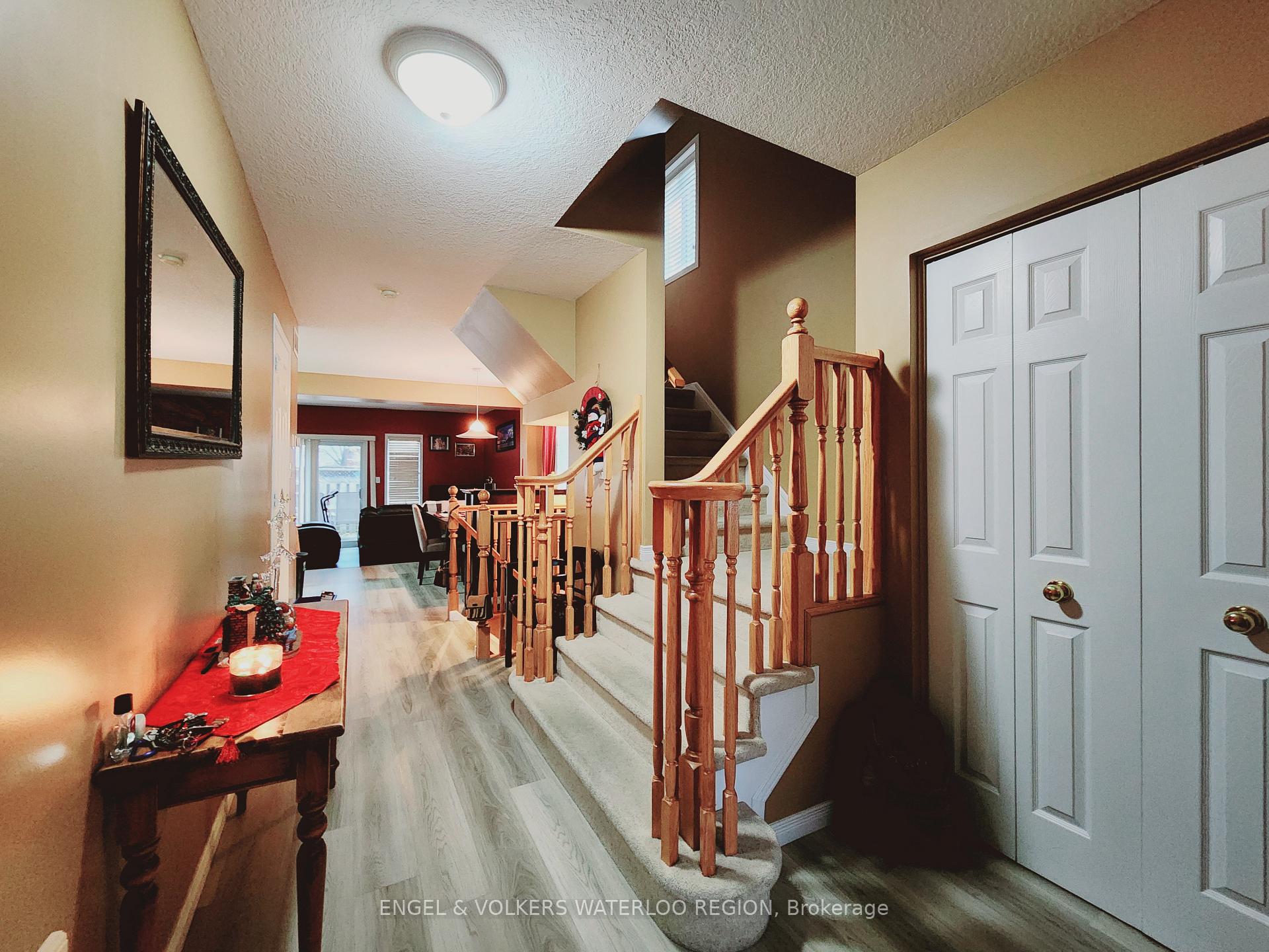 Photo 3 of 347 Oprington Place, Kitchener — HOMEH