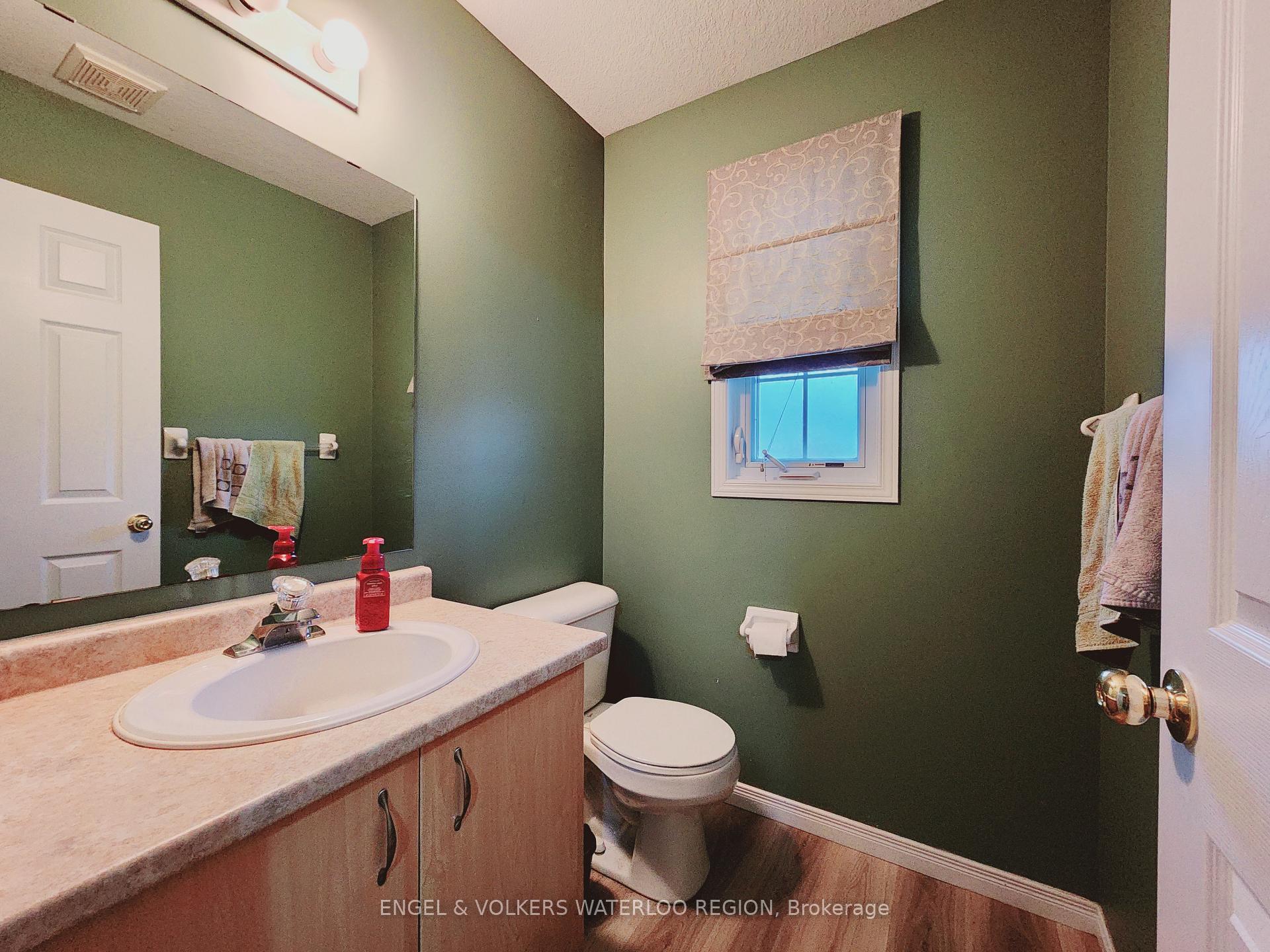 Photo 4 of 347 Oprington Place, Kitchener — HOMEH
