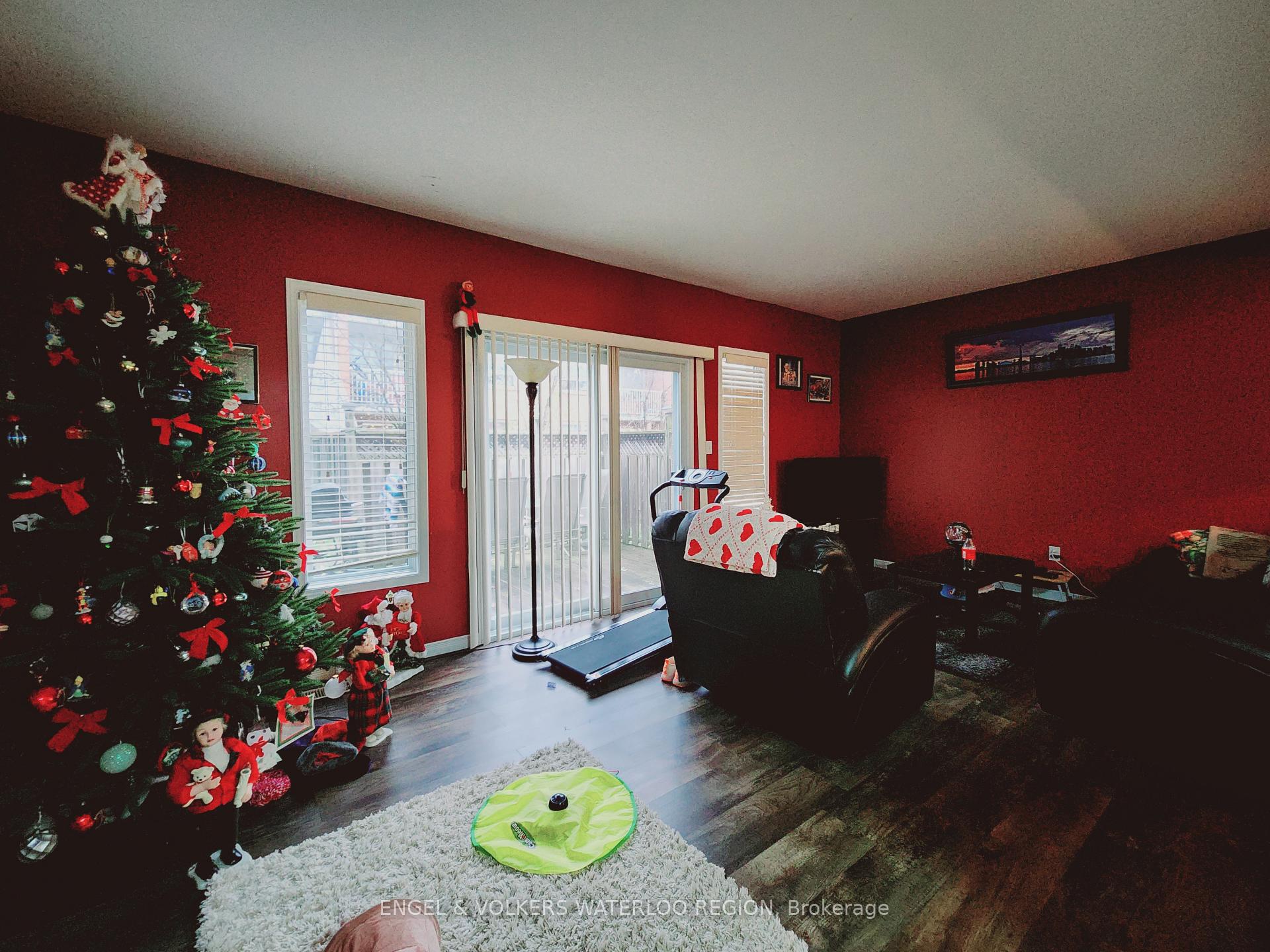 Photo 8 of 347 Oprington Place, Kitchener — HOMEH