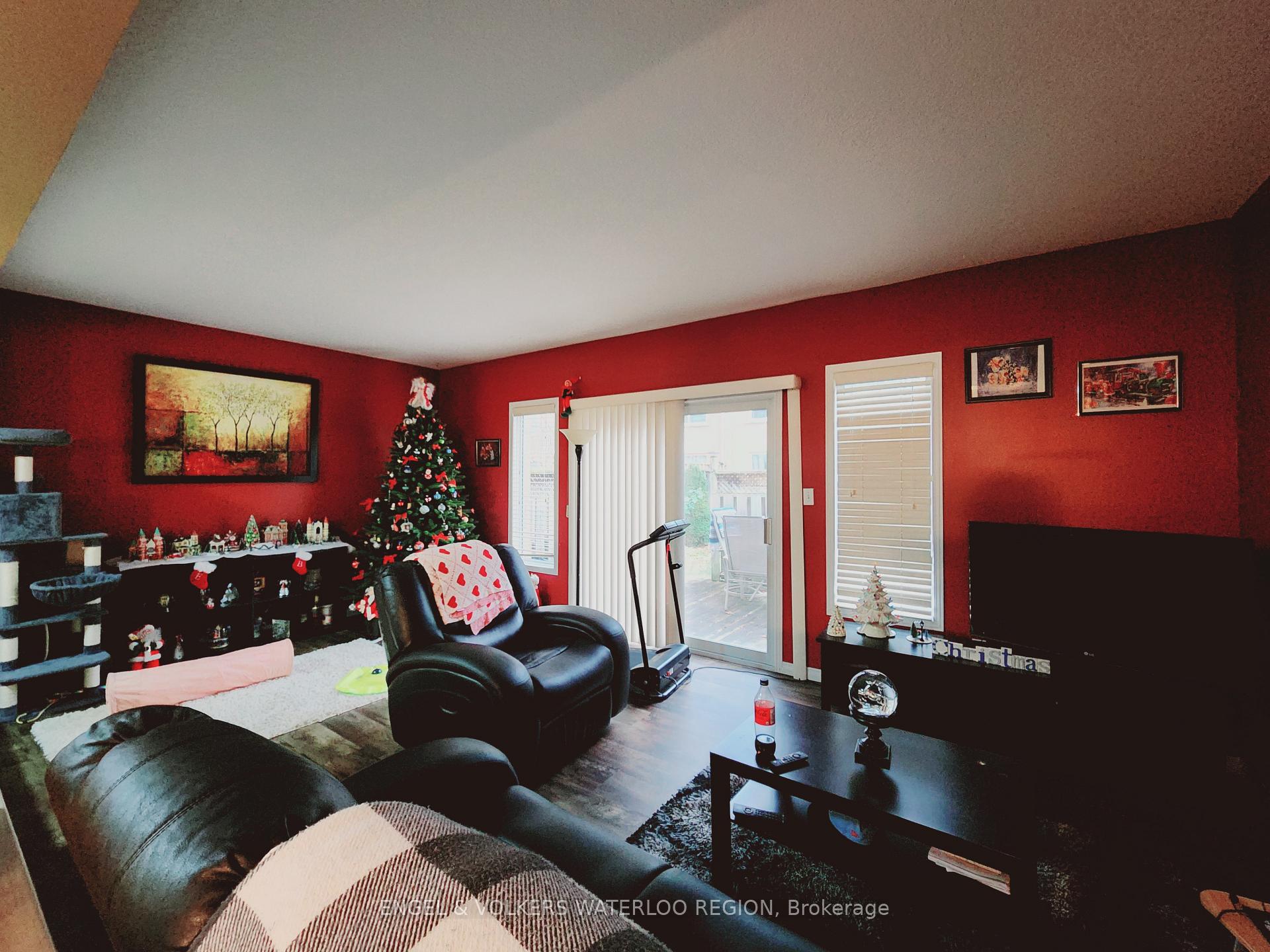 Photo 9 of 347 Oprington Place, Kitchener — HOMEH