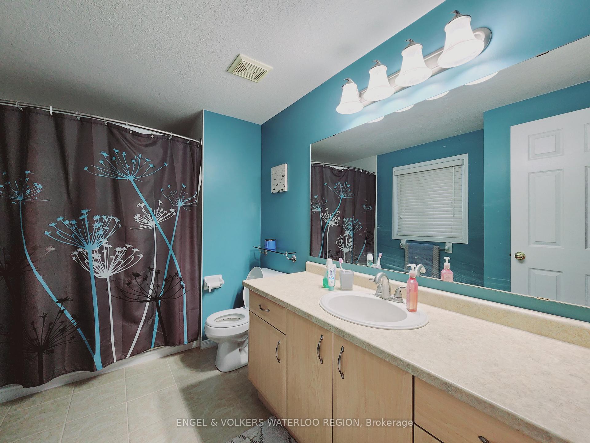 Photo 13 of 347 Oprington Place, Kitchener — HOMEH