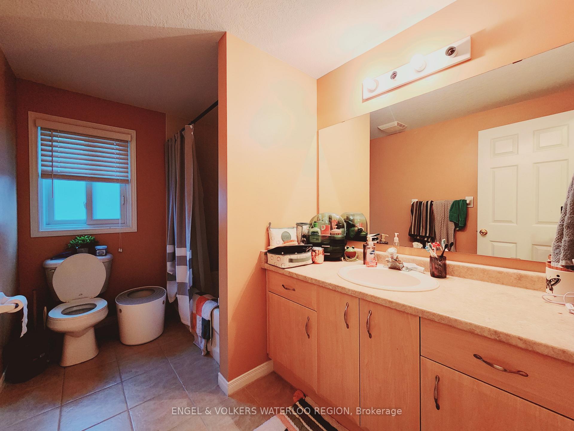 Photo 16 of 347 Oprington Place, Kitchener — HOMEH