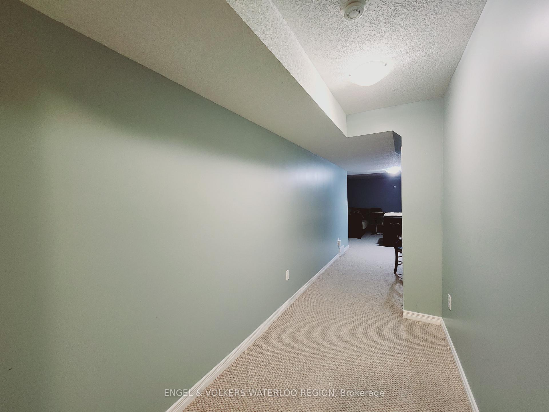 Photo 18 of 347 Oprington Place, Kitchener — HOMEH