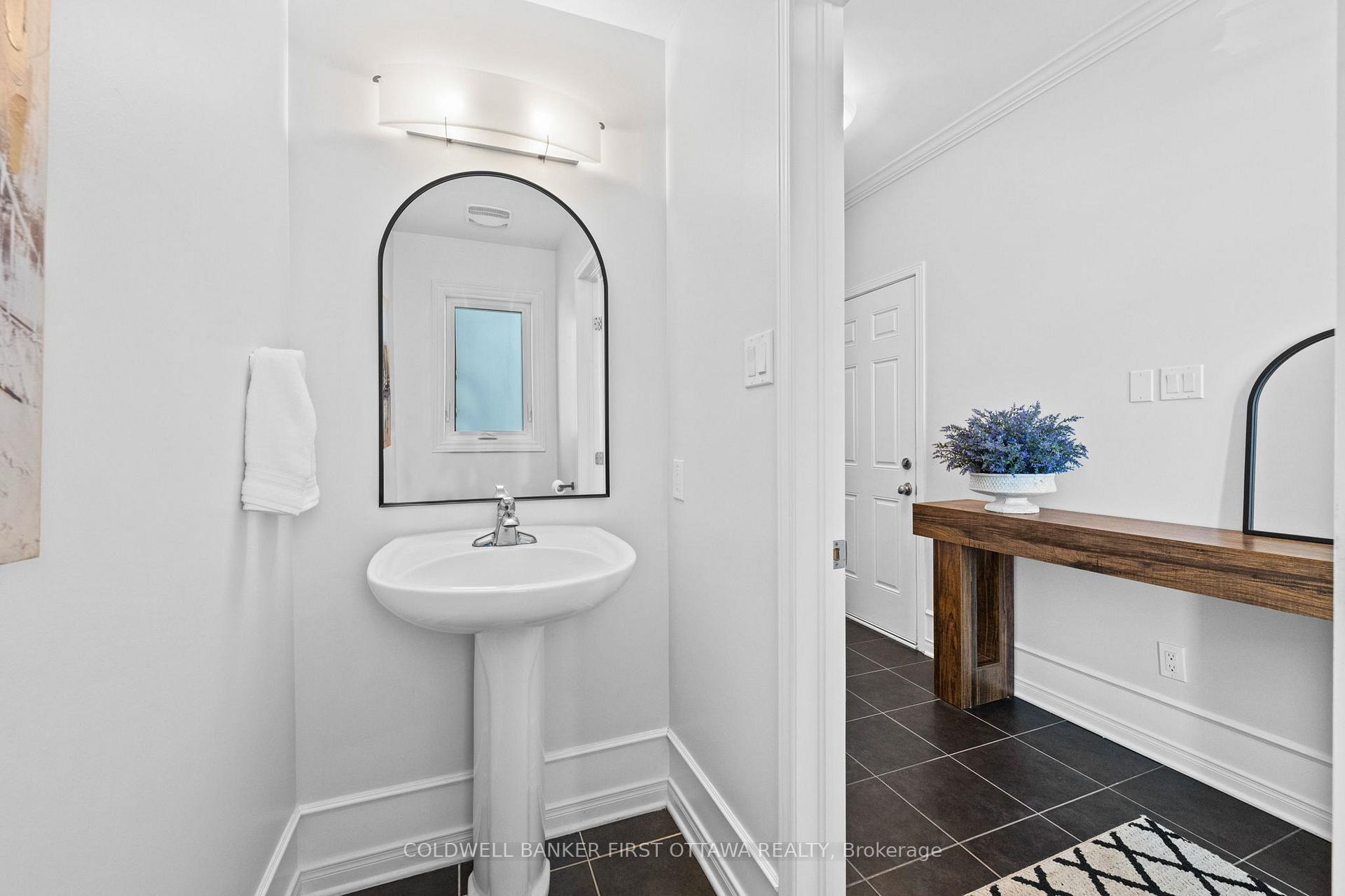 Photo 16 of 638 Pepperville Crescent, Ottawa, Kanata - Emerald Meadows/Trailwest — HOMEH