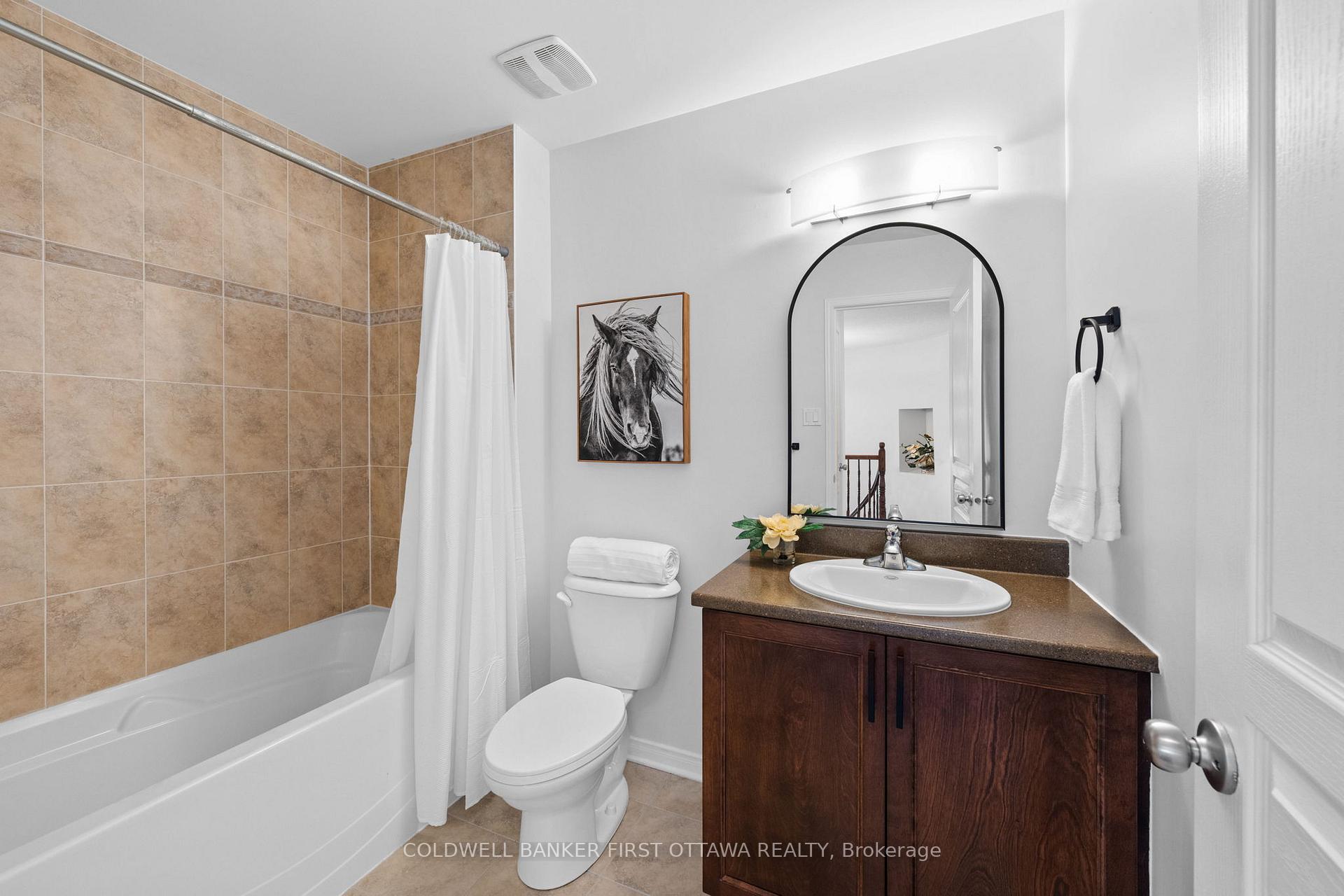 Photo 29 of 638 Pepperville Crescent, Ottawa, Kanata - Emerald Meadows/Trailwest — HOMEH