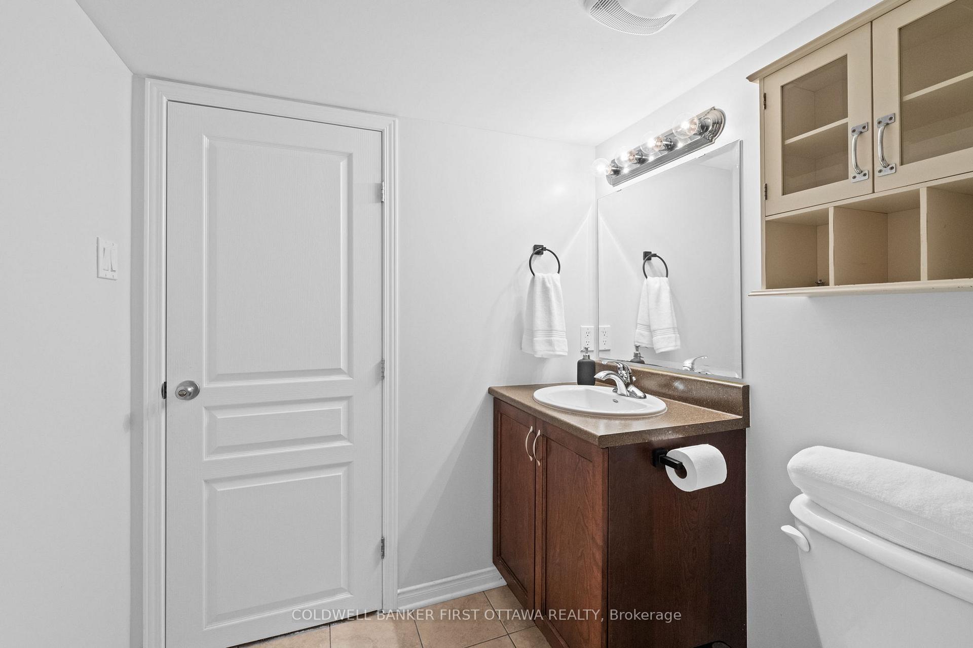 Photo 34 of 638 Pepperville Crescent, Ottawa, Kanata - Emerald Meadows/Trailwest — HOMEH