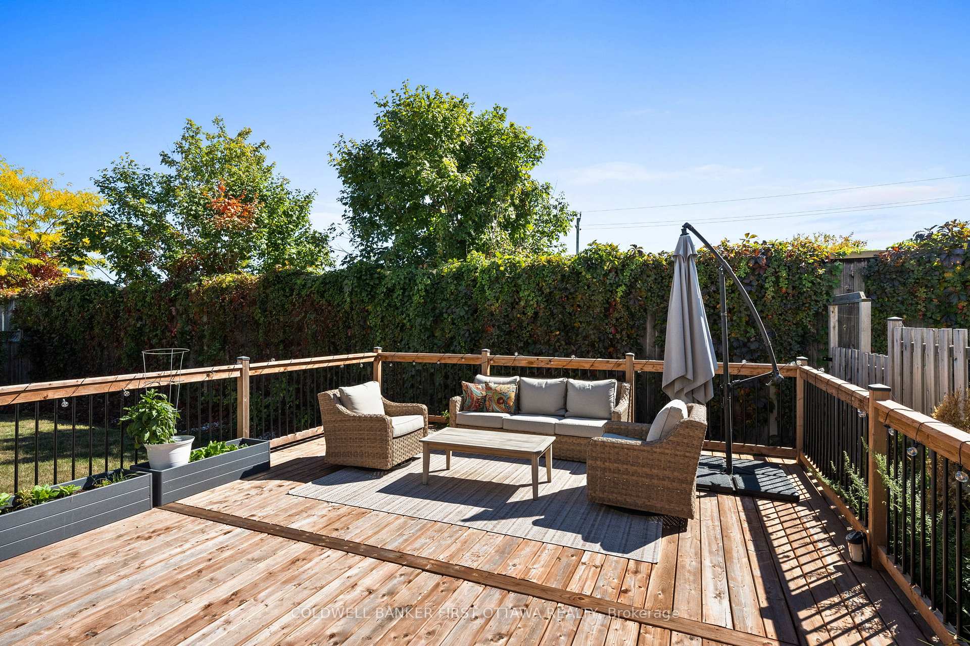 Photo 38 of 638 Pepperville Crescent, Ottawa, Kanata - Emerald Meadows/Trailwest — HOMEH