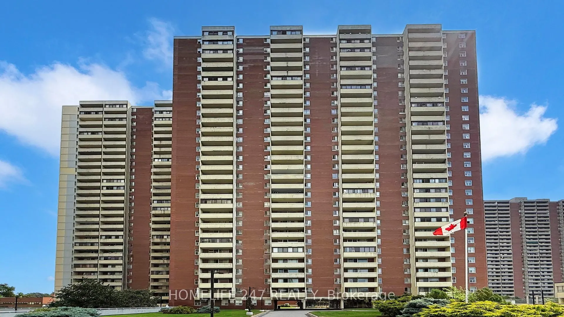 Photo 1 of Unit Ph 04, 5 Massey Square, Toronto, Crescent Town — HOMEH