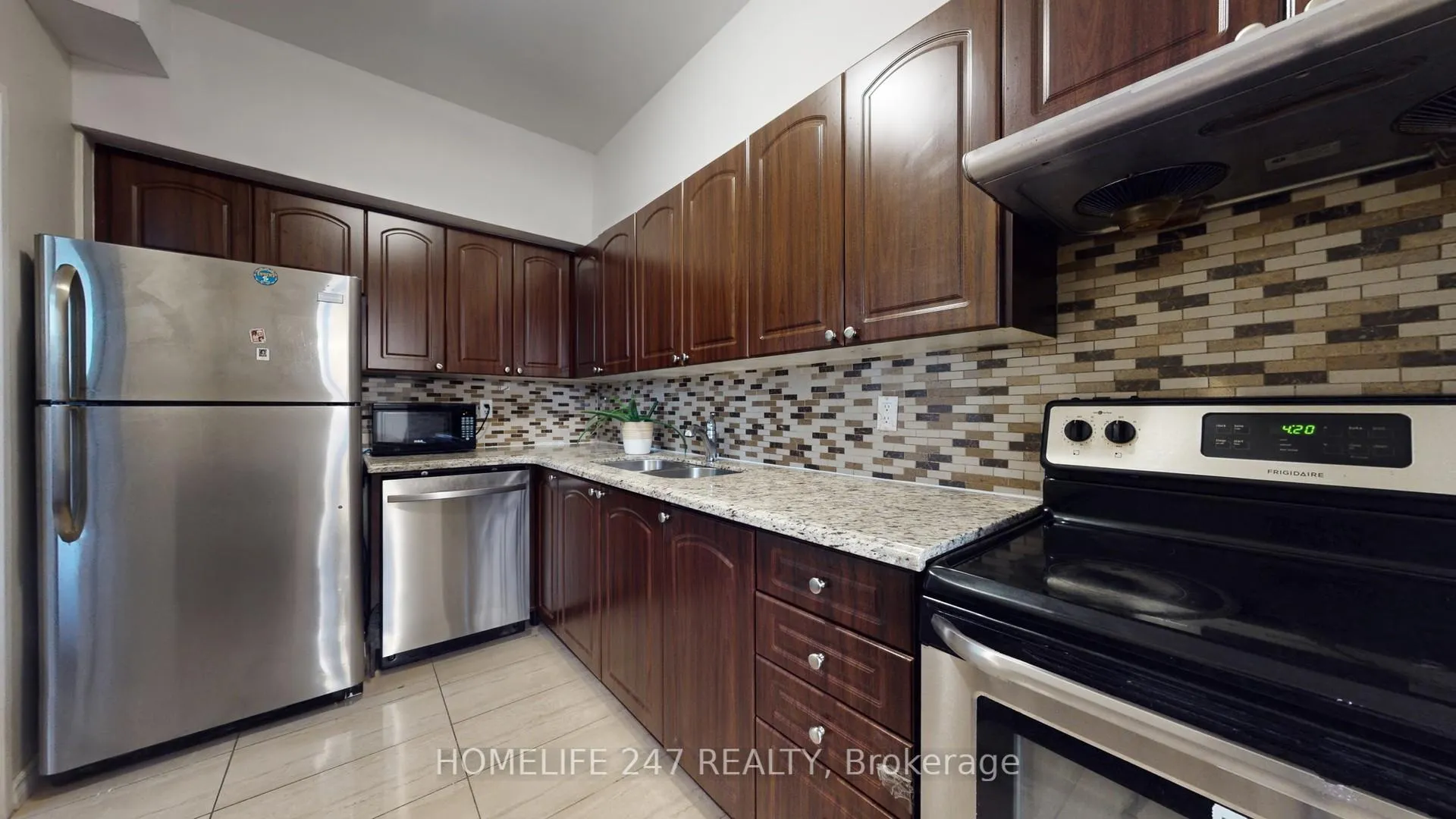 Photo 21 of Unit Ph 04, 5 Massey Square, Toronto, Crescent Town — HOMEH