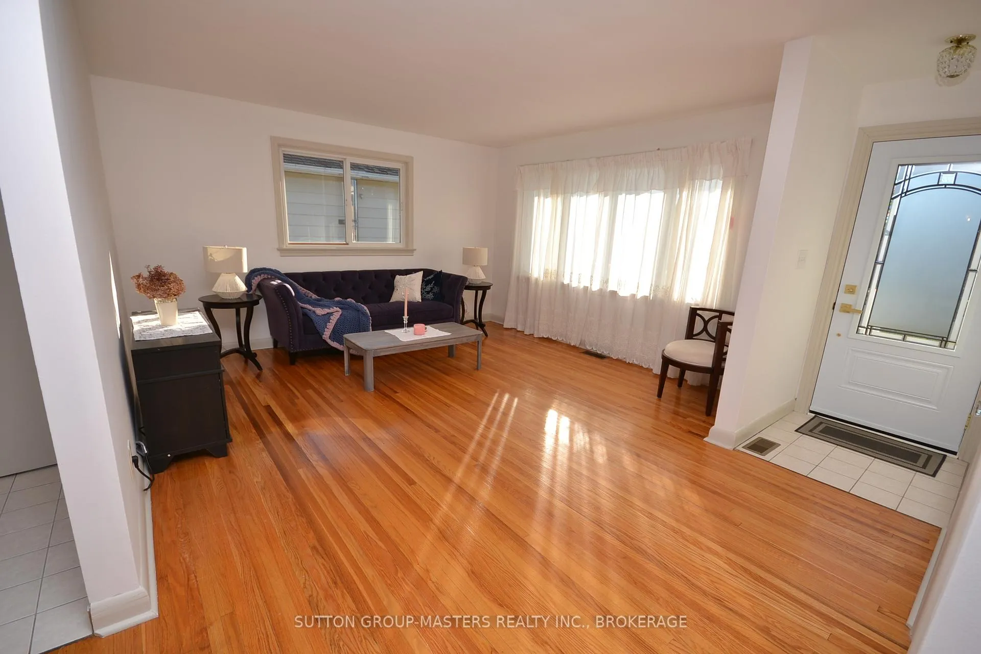 Photo 3 of 29 Brant Avenue, Kingston, East of Sir John A. Blvd — HOMEH