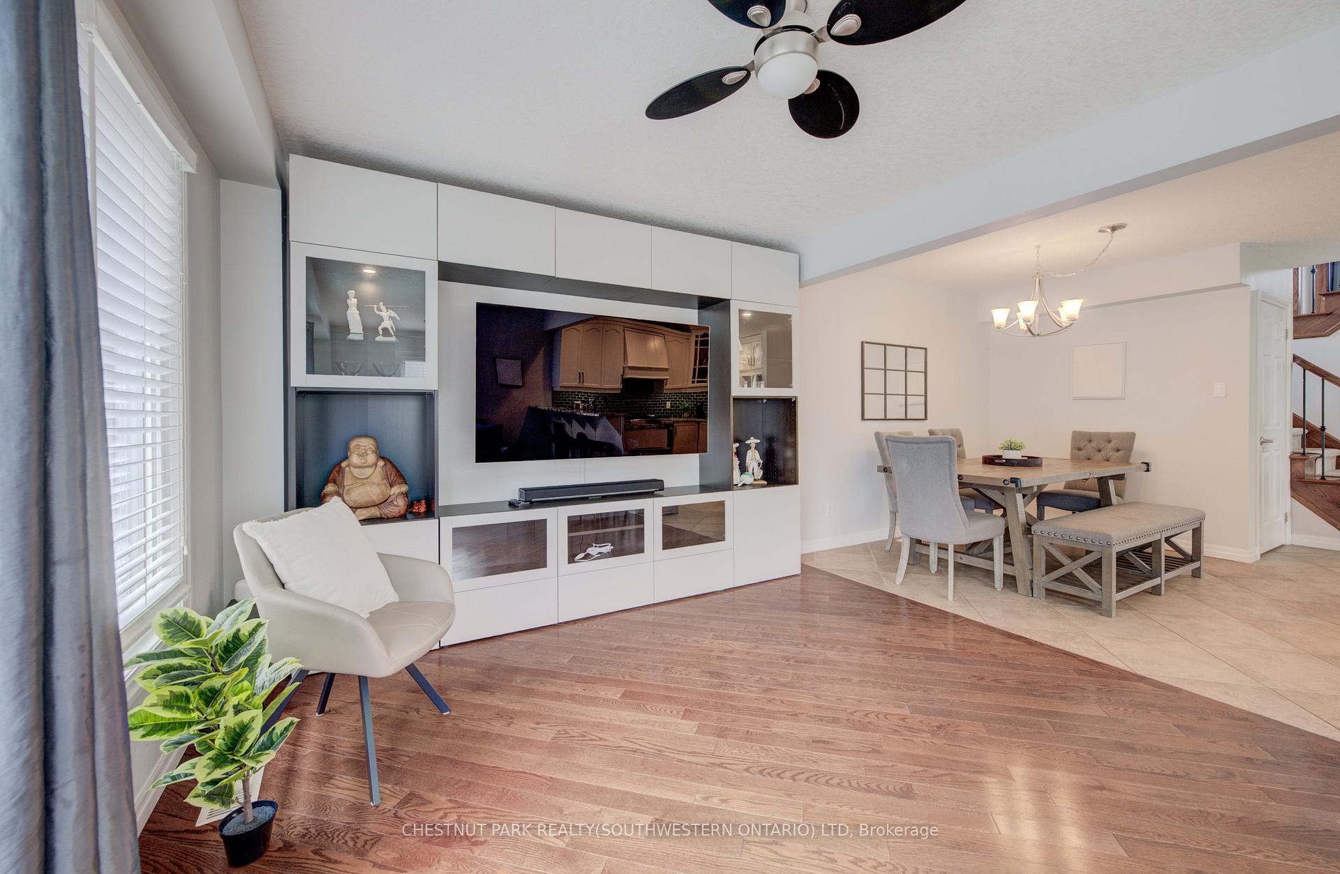 Photo 18 of 104 Newcastle Drive, Kitchener — HOMEH