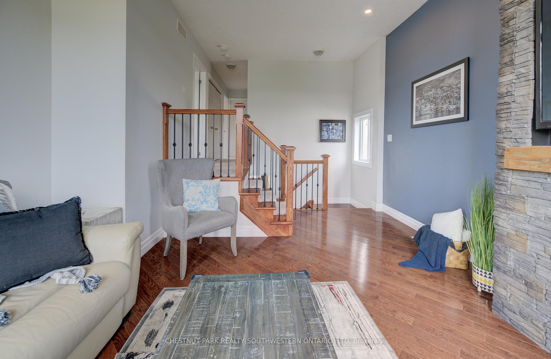 Photo 22 of 104 Newcastle Drive, Kitchener — HOMEH