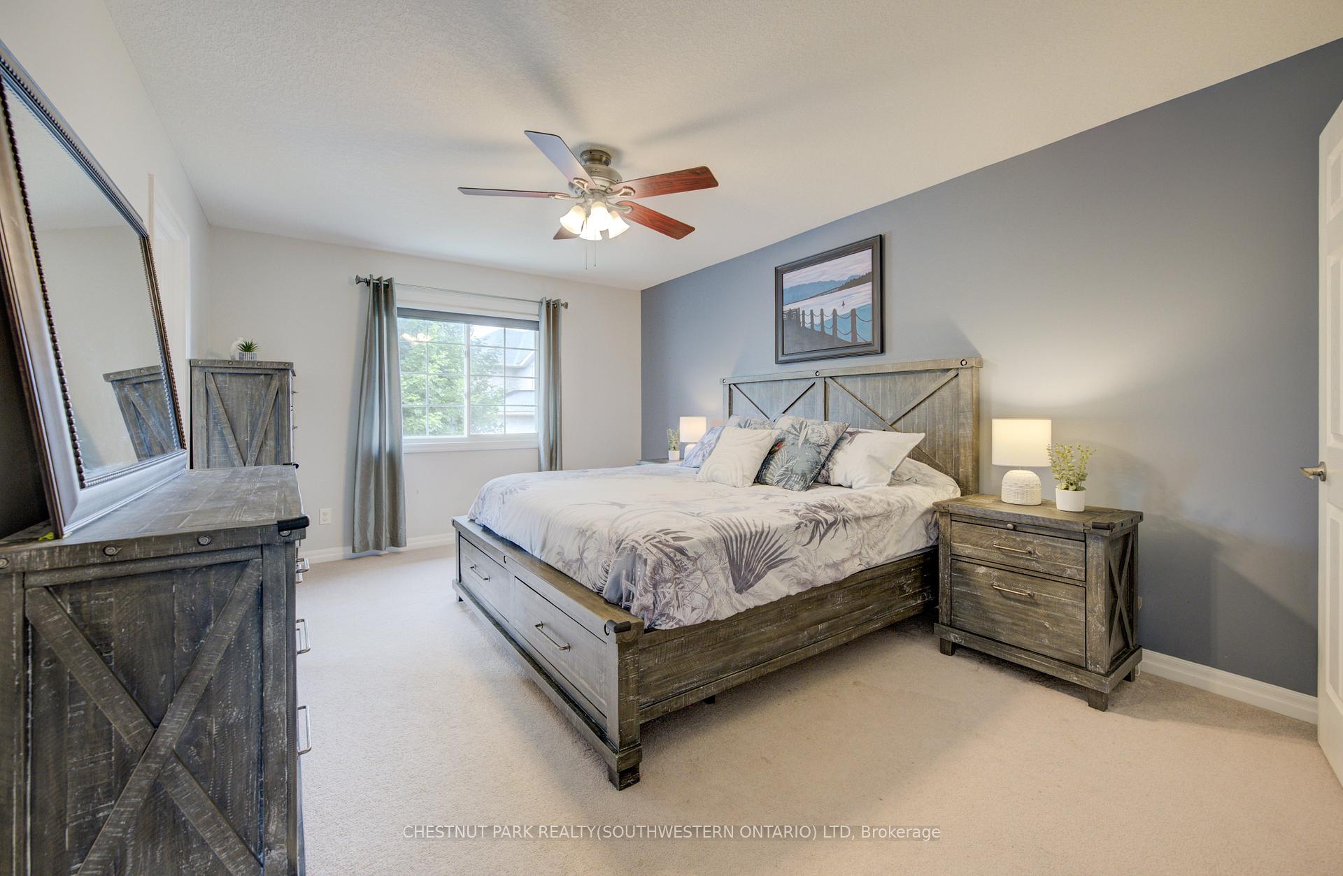 Photo 25 of 104 Newcastle Drive, Kitchener — HOMEH