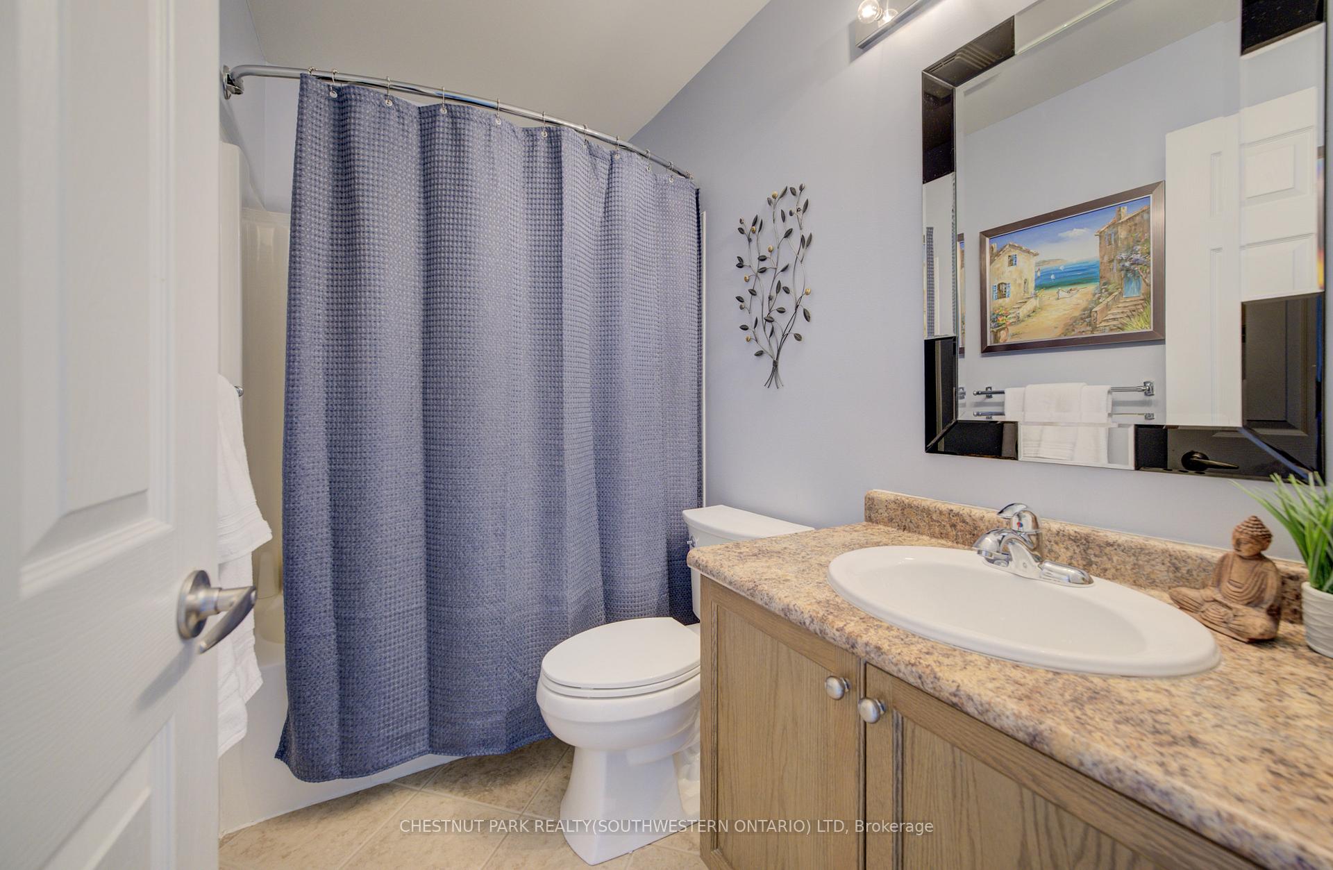 Photo 30 of 104 Newcastle Drive, Kitchener — HOMEH