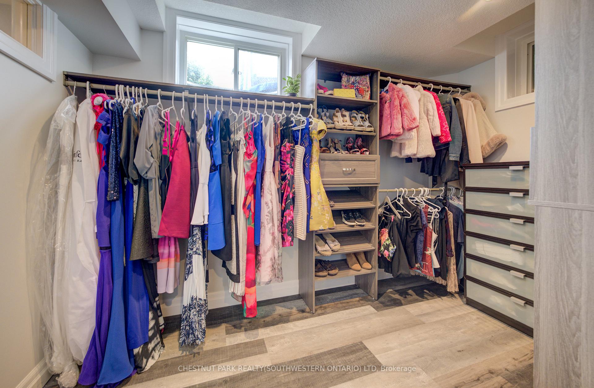 Photo 37 of 104 Newcastle Drive, Kitchener — HOMEH