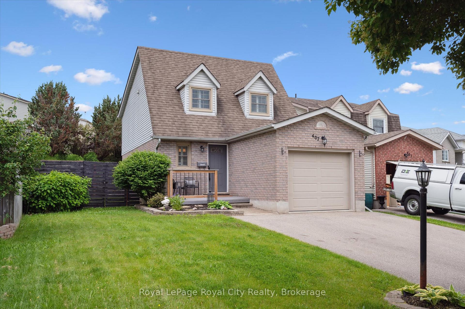 Photo 3 of 407 Otterbein Road, Kitchener — HOMEH